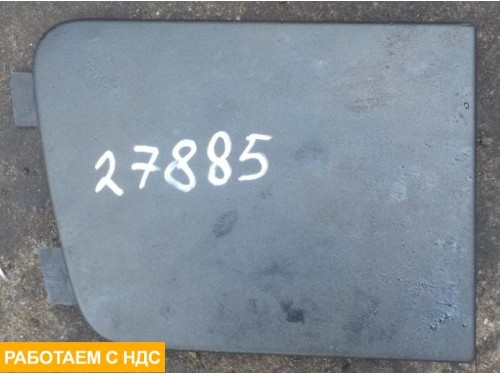 Заглушка рештки радиатора правая